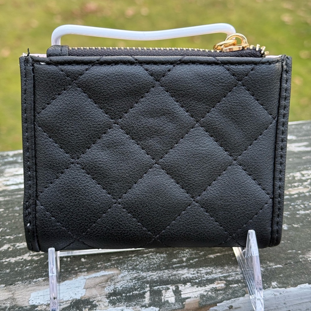NWOT JUICY COUTURE BIFOLD QUILTED WALLET - Picture 3 of 5
